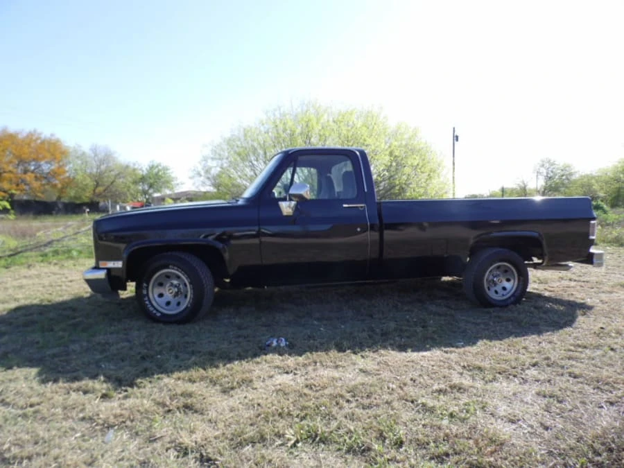1984 GMC C/K 3rd Gen - Image 2 of 3