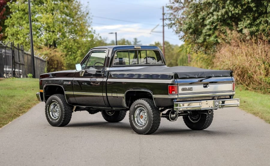 1984 GMC C/K 3rd Gen - Image 4 of 31