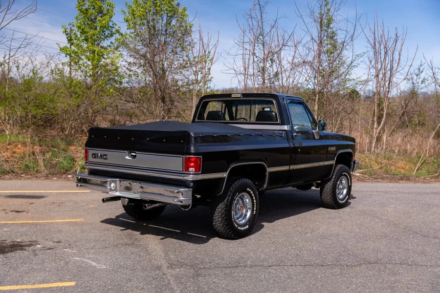 1984 GMC C/K 3rd Gen - Image 3 of 30