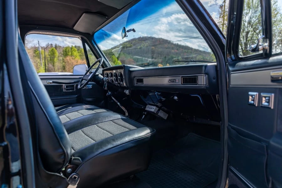 1984 GMC C/K 3rd Gen - Image 18 of 30