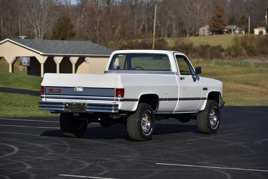 1984 GMC C/K 3rd Gen - Image 3 of 31