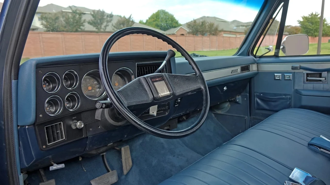 1984 GMC C/K 3rd Gen - Image 4 of 31