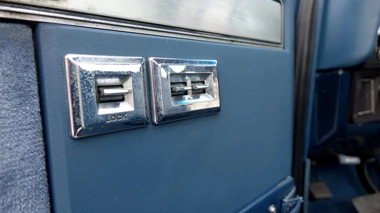 1984 GMC C/K 3rd Gen - Image 15 of 31