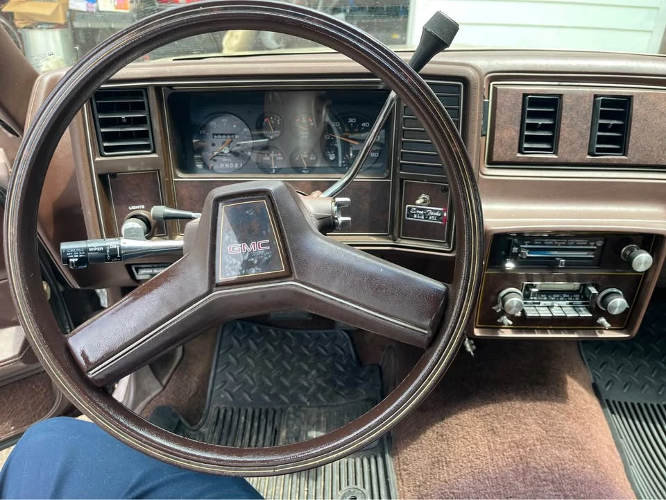 1984 GMC Sprint/Caballero - Image 6 of 9