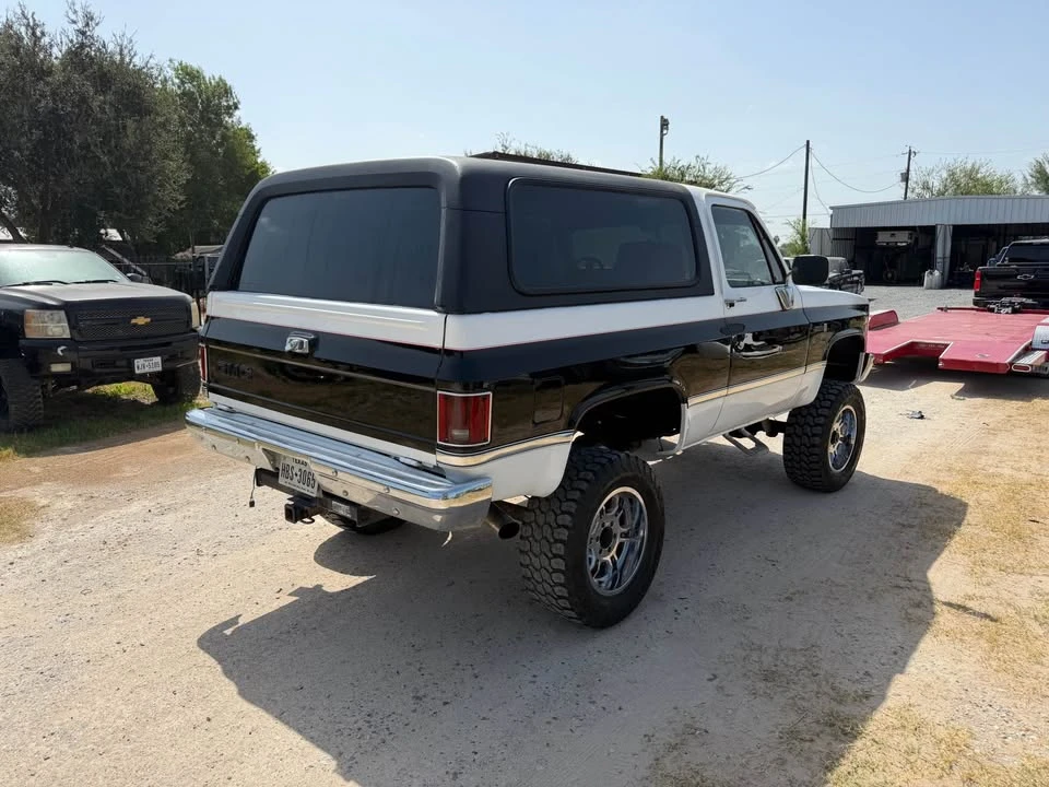 1984 GMC Jimmy 2nd Gen - Image 8 of 11
