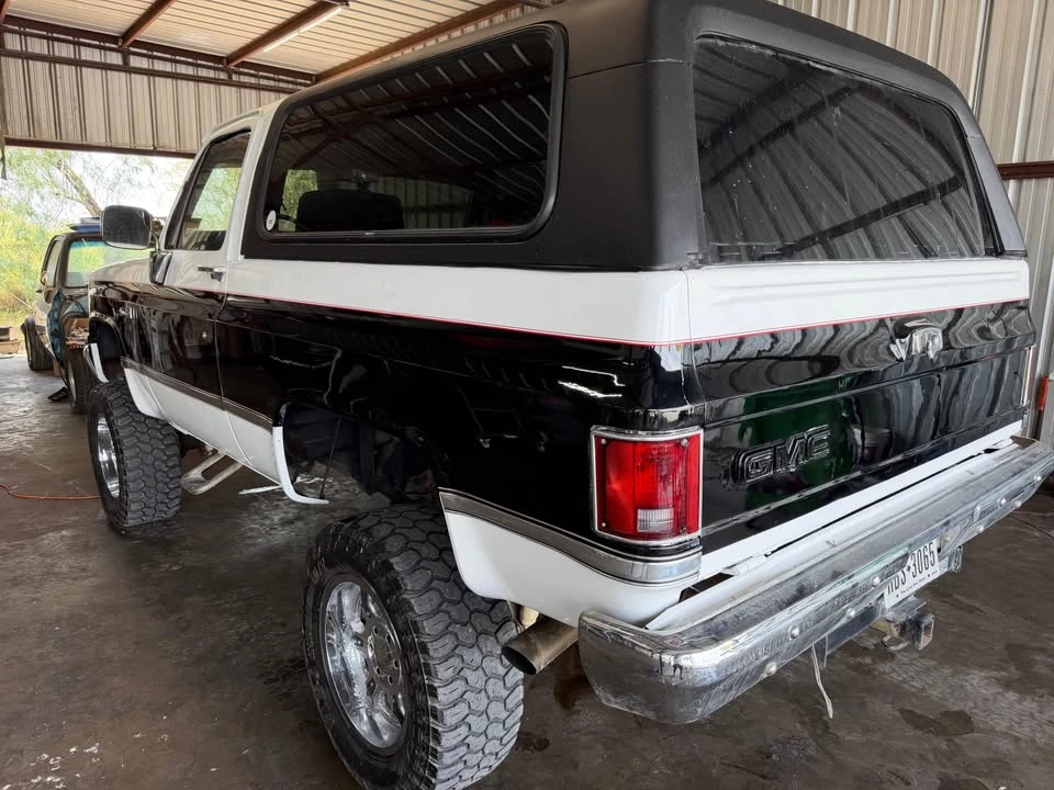 1984 GMC Jimmy 2nd Gen - Image 6 of 10