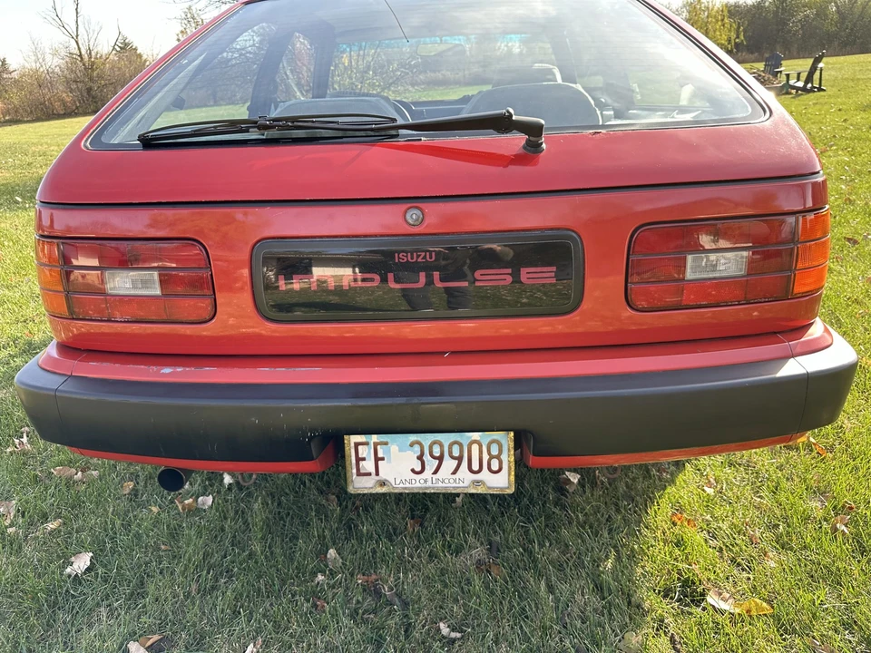 1984 Isuzu Impulse - Image 29 of 31