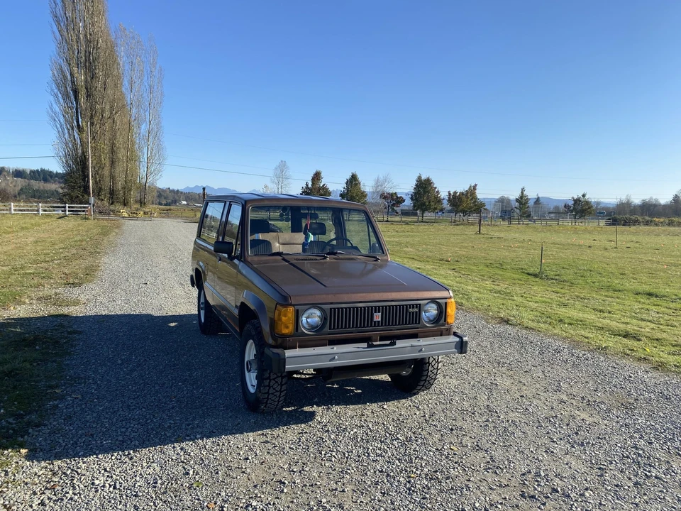1984 Isuzu Trooper - Image 7 of 31