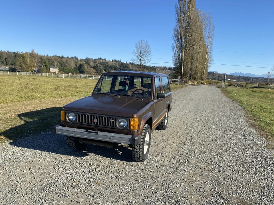 1984 Isuzu Trooper - Image 3 of 31