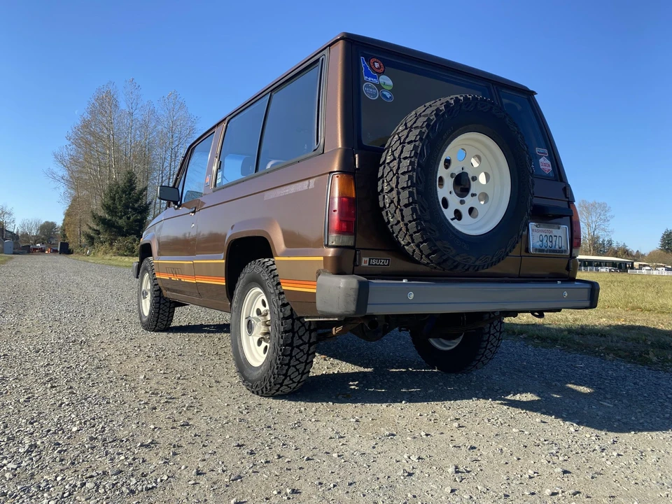 1984 Isuzu Trooper - Image 20 of 31