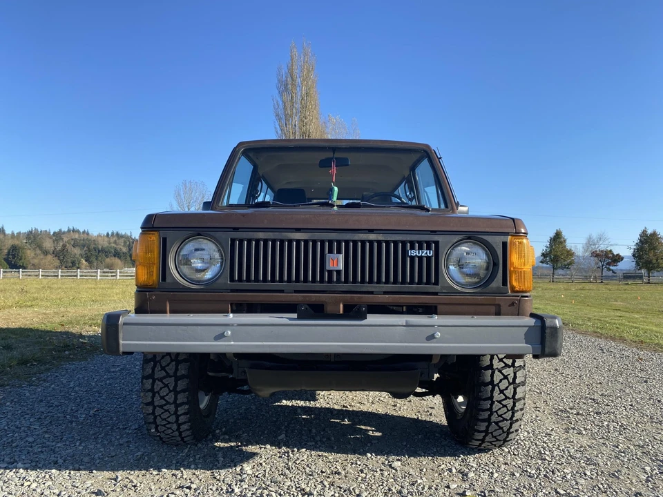 1984 Isuzu Trooper - Image 6 of 31