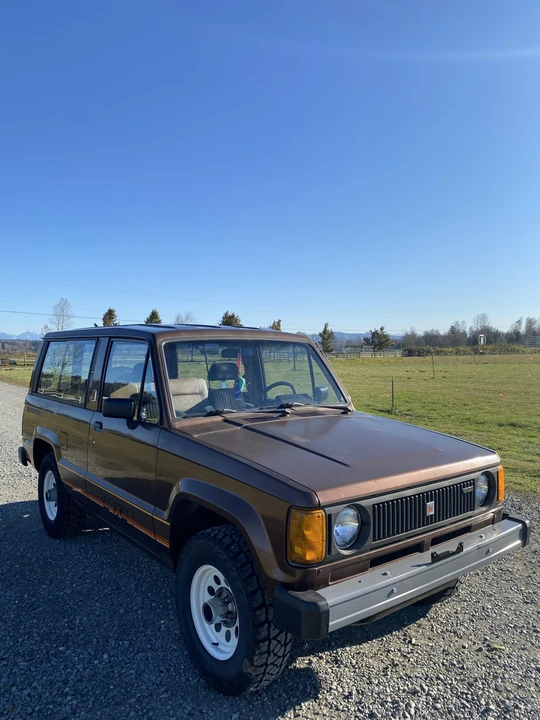 1984 Isuzu Trooper - Image 9 of 31