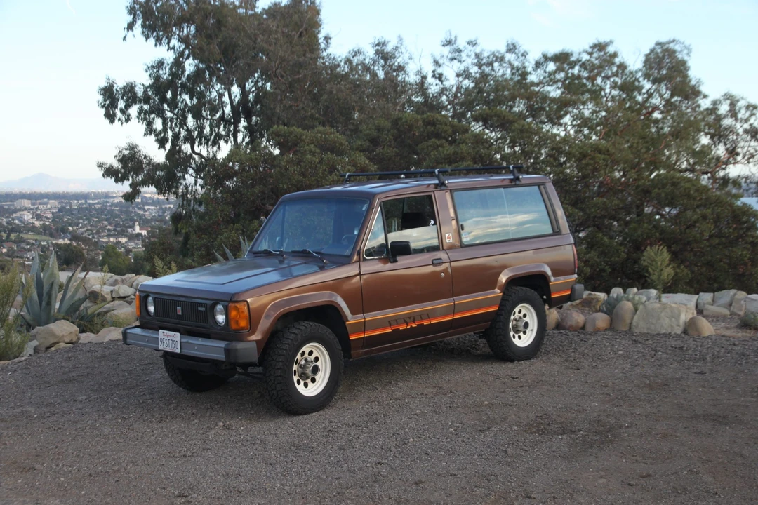 1984 Isuzu Trooper - Image 13 of 31