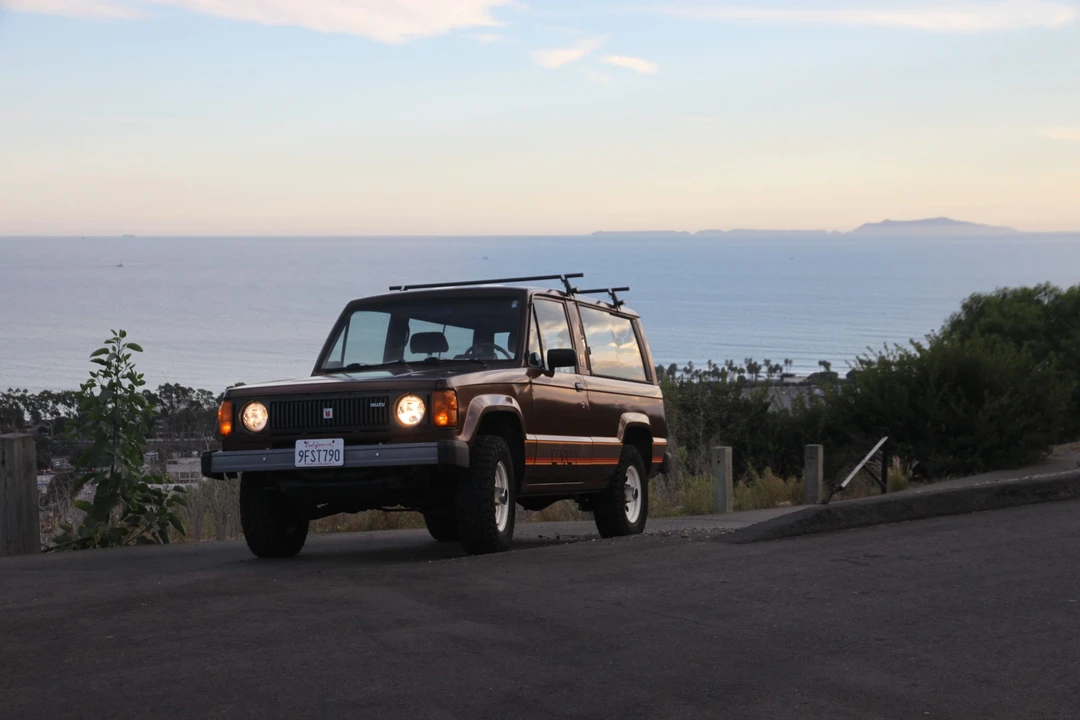 1984 Isuzu Trooper - Image 5 of 31