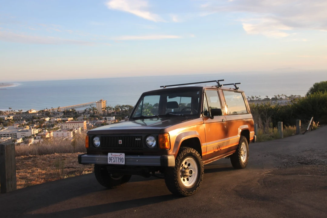 1984 Isuzu Trooper - Image 6 of 31