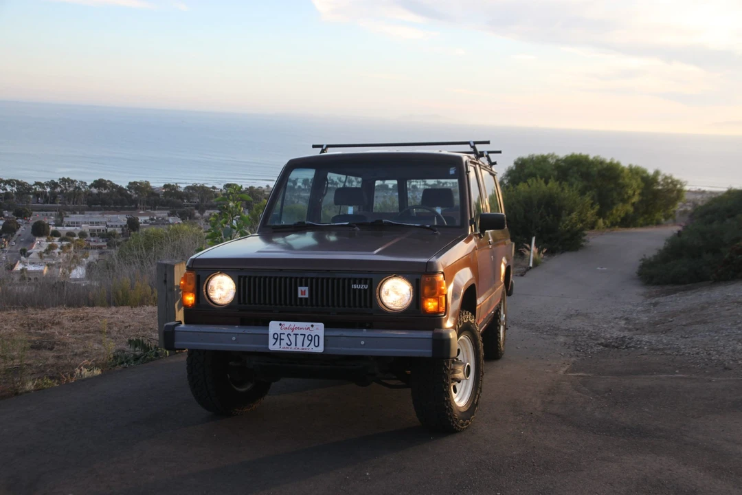1984 Isuzu Trooper - Image 4 of 31