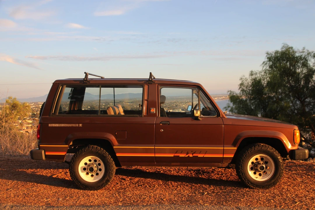 1984 Isuzu Trooper - Image 22 of 31