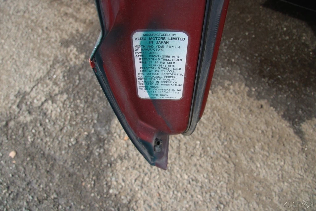 1984 Isuzu Trooper - Image 10 of 21