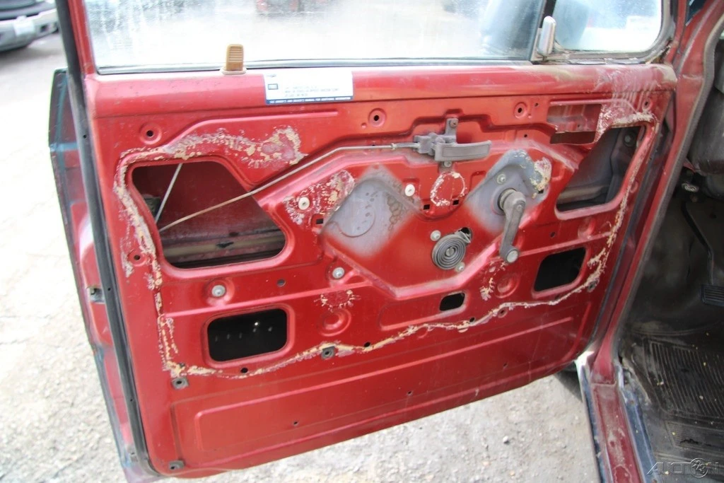 1984 Isuzu Trooper - Image 11 of 21
