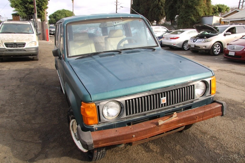 1984 Isuzu Trooper - Image 8 of 21