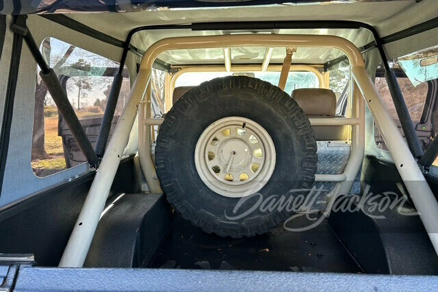 1984 Jeep CJ8 Scrambler - Image 10 of 24