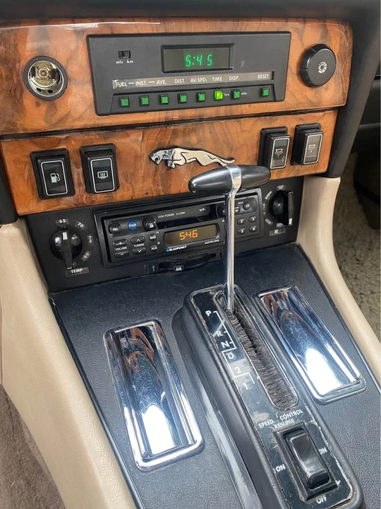 1984 Jaguar XJ Series 3 - Image 7 of 11