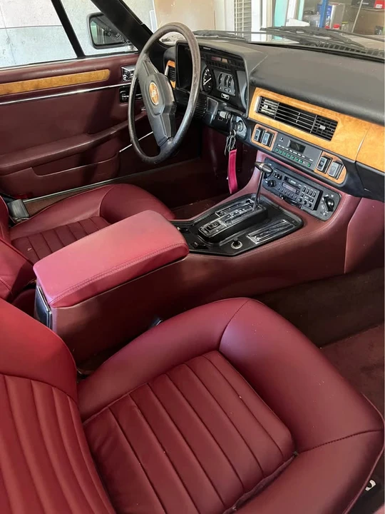1984 Jaguar XE - Image 3 of 7