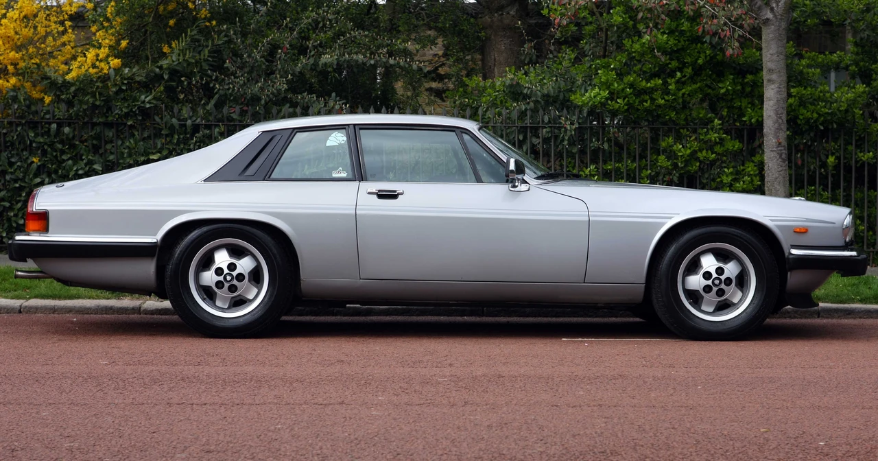 1984 Jaguar XJS Pre-Facelift V12 - Image 4 of 5