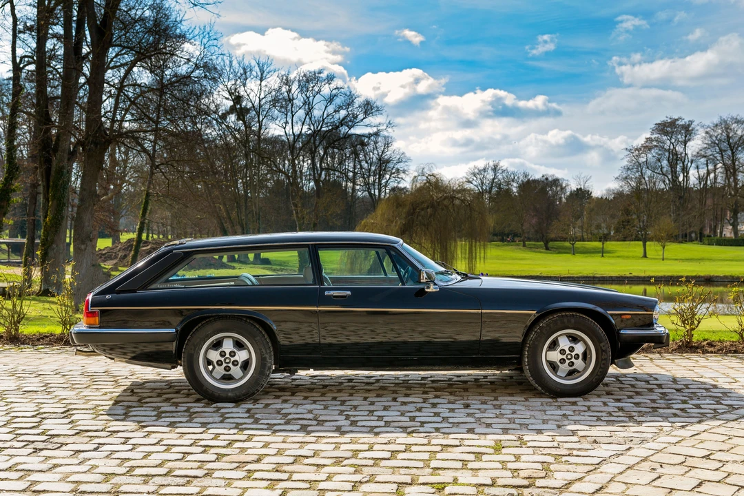 1984 Jaguar XJS Pre-Facelift V12 - Image 5 of 31