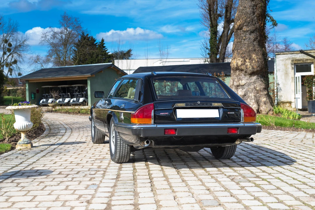 1984 Jaguar XJS Pre-Facelift V12 - Image 8 of 31