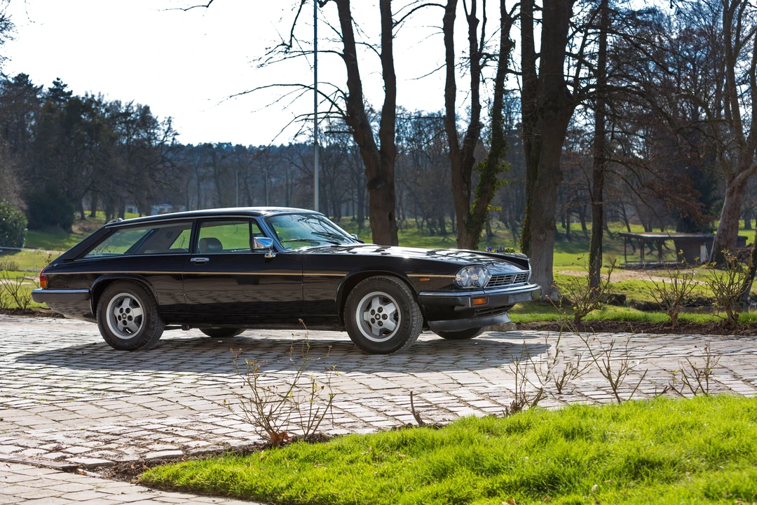1984 Jaguar XJS Pre-Facelift V12 - Image 4 of 31