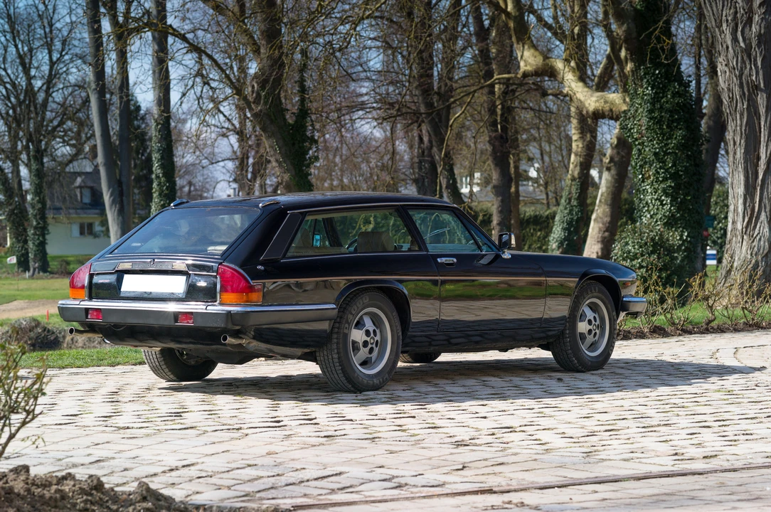 1984 Jaguar XJS Pre-Facelift V12 - Image 10 of 31