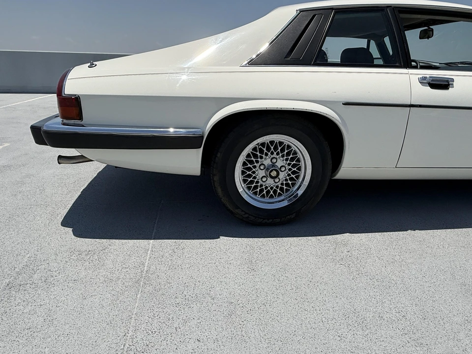 1984 Jaguar XJS Pre-Facelift V12 - Image 22 of 31