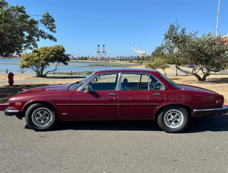 1984 Jaguar XJ Series 3 - Image 9 of 10