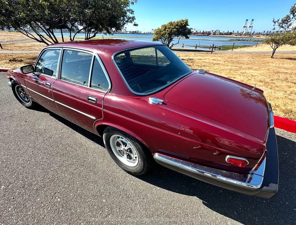 1984 Jaguar XJ Series 3 - Image 7 of 10