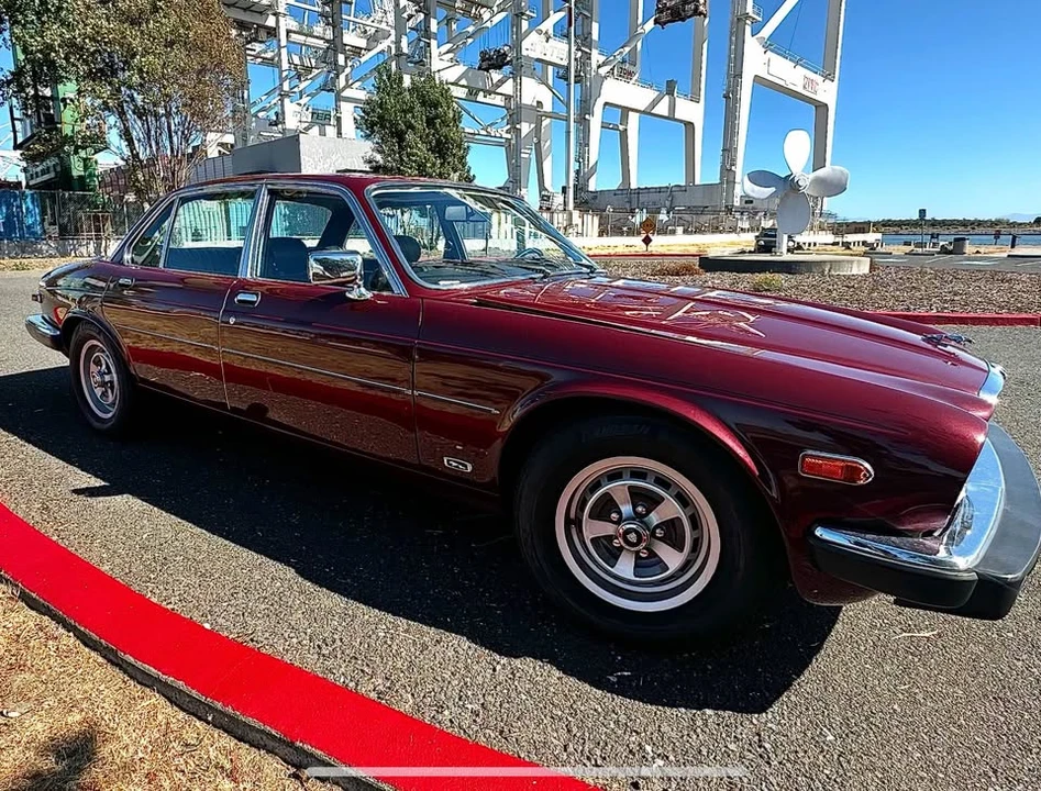 1984 Jaguar XJ Series 3 - Image 6 of 10