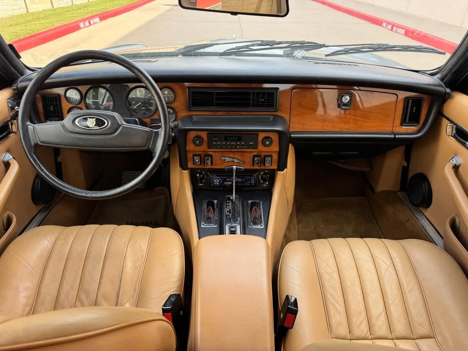 1984 Jaguar XJ Series 3 - Image 19 of 20