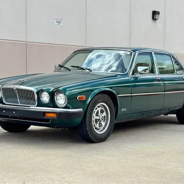 1984 Jaguar XJ XJ6 Sedan 4D