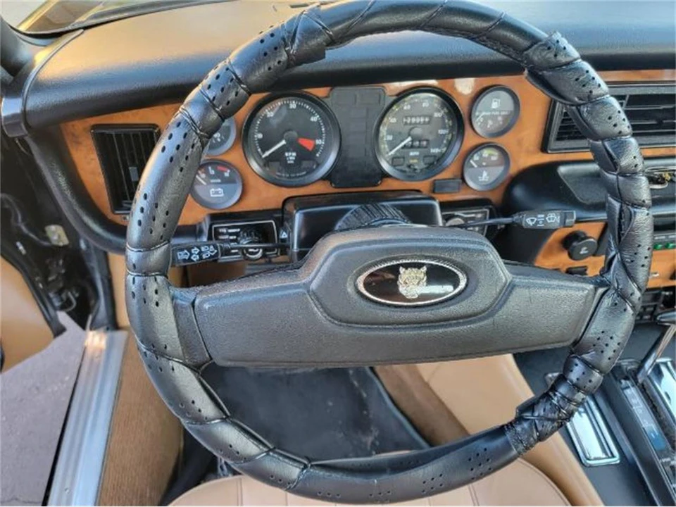 1984 Jaguar XJ Series 3 - Image 18 of 24