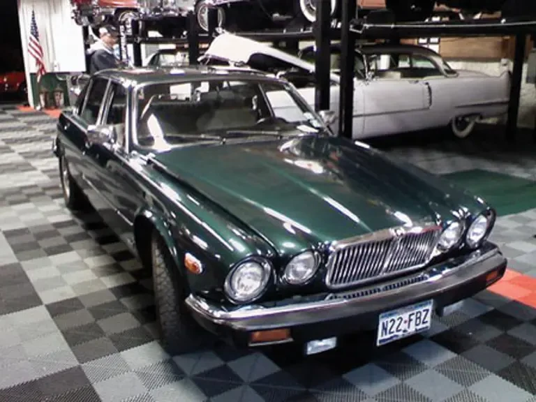 1984 Jaguar XJ Series 3 - Image 2 of 2