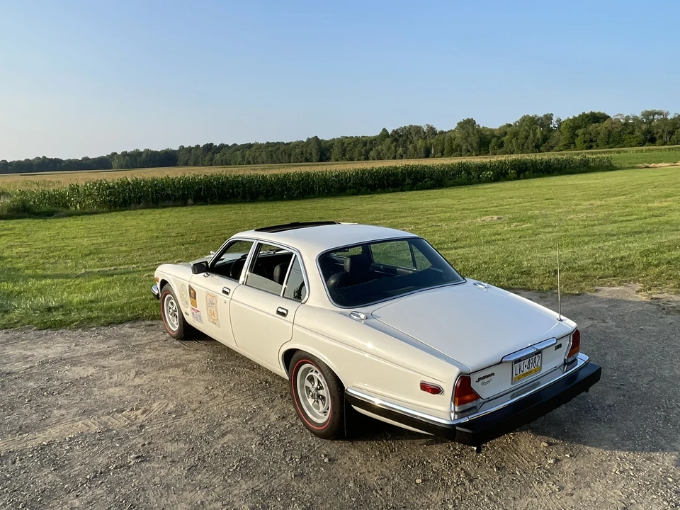 1984 Jaguar XJ Series 3 - Image 17 of 31