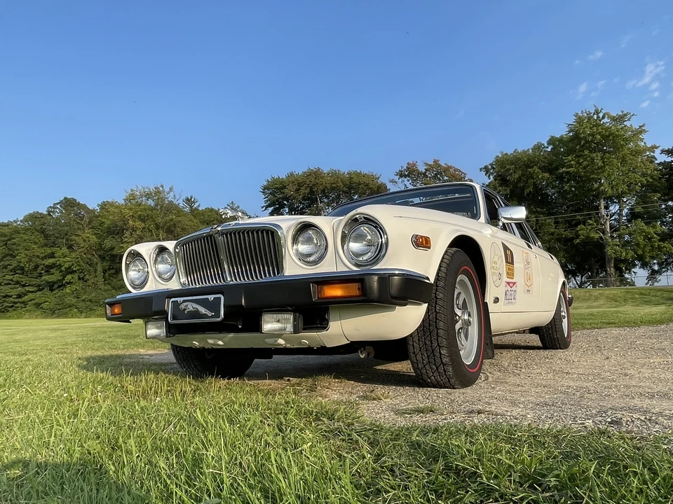 1984 Jaguar XJ Series 3 - Image 3 of 31