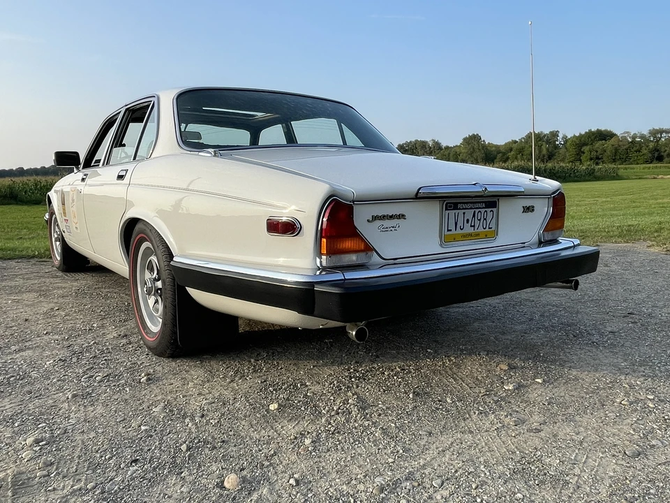 1984 Jaguar XJ Series 3 - Image 23 of 31