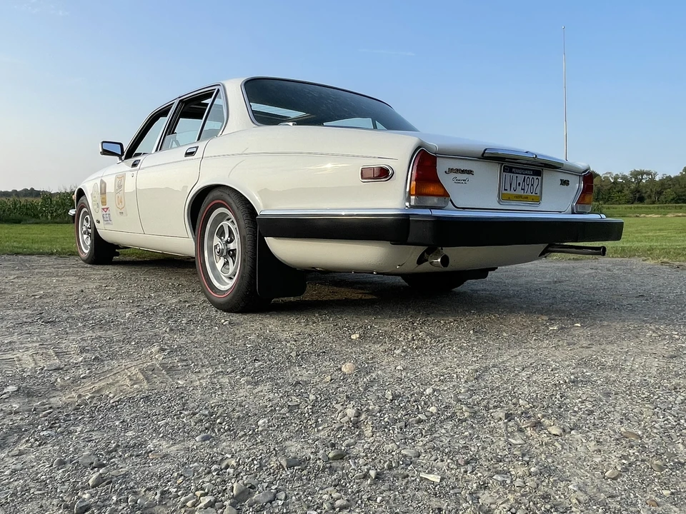 1984 Jaguar XJ Series 3 - Image 22 of 31