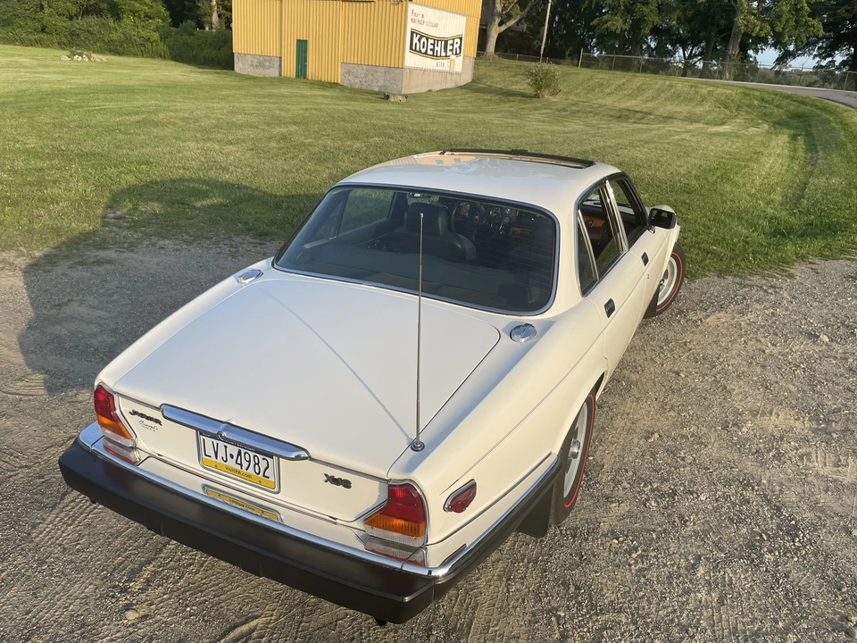 1984 Jaguar XJ Series 3 - Image 30 of 31