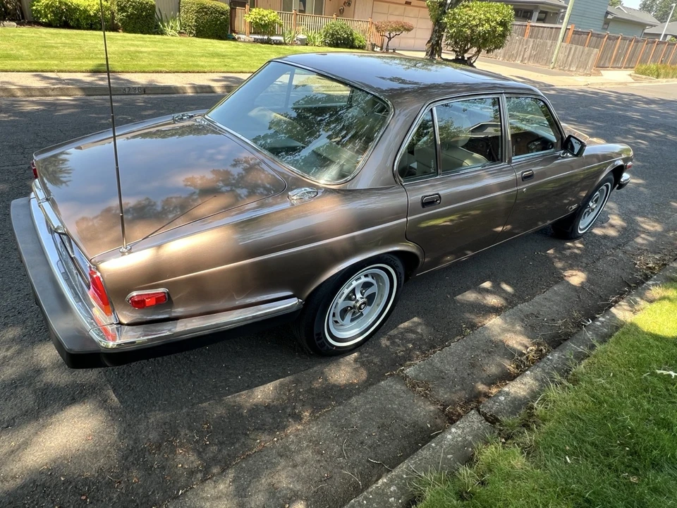 1984 Jaguar XJ Series 3 - Image 6 of 21