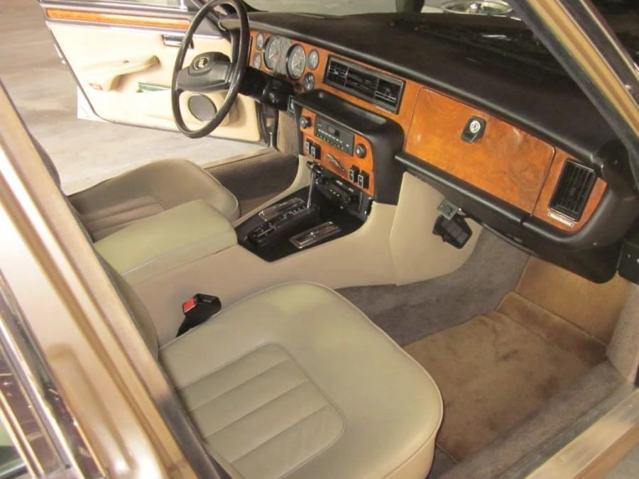 1984 Jaguar XJ Series 3 - Image 4 of 8
