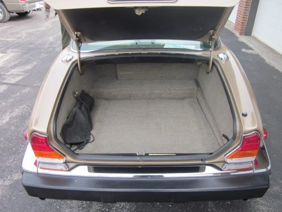 1984 Jaguar XJ Series 3 - Image 6 of 8