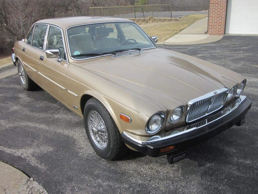 1984 Jaguar XJ Series 3 - Image 8 of 8