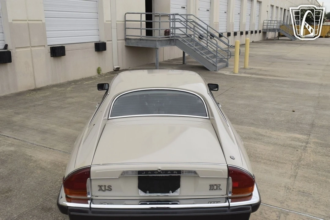 1984 Jaguar XJS Pre-Facelift V12 - Image 10 of 12